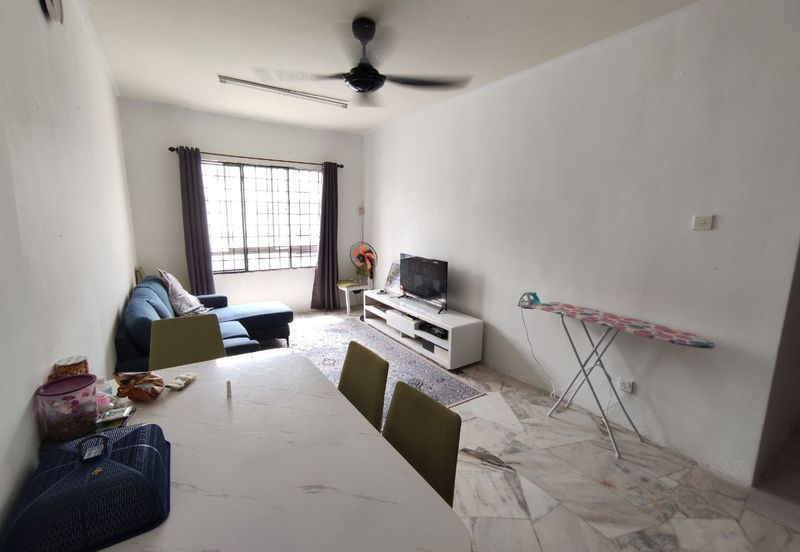 Residensi Warnasari 3