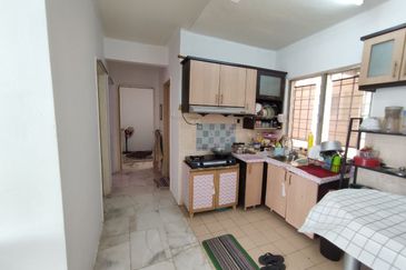 Residensi Warnasari 3