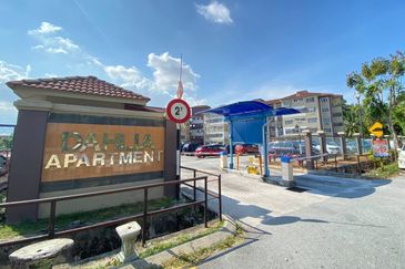 Dahlia Apartment ( Saujana Utama 2 )