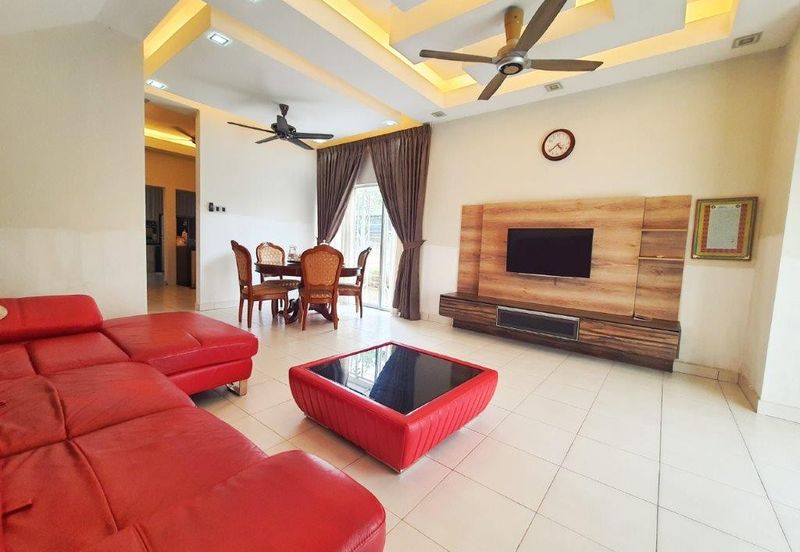 Full Furnished End Lot Guarded Double Storey Terrace Alam Suria Bandar Puncak Alam