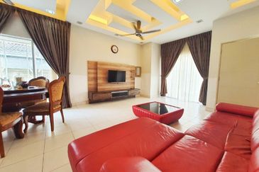 Full Furnished End Lot Guarded Double Storey Terrace Alam Suria Bandar Puncak Alam