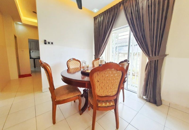 Full Furnished End Lot Guarded Double Storey Terrace Alam Suria Bandar Puncak Alam