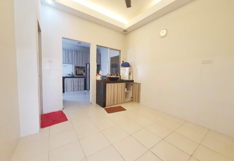 Full Furnished End Lot Guarded Double Storey Terrace Alam Suria Bandar Puncak Alam