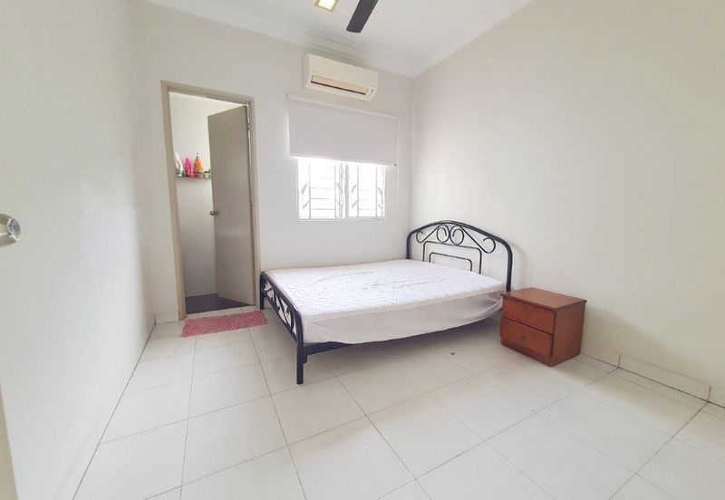 Full Furnished End Lot Guarded Double Storey Terrace Alam Suria Bandar Puncak Alam