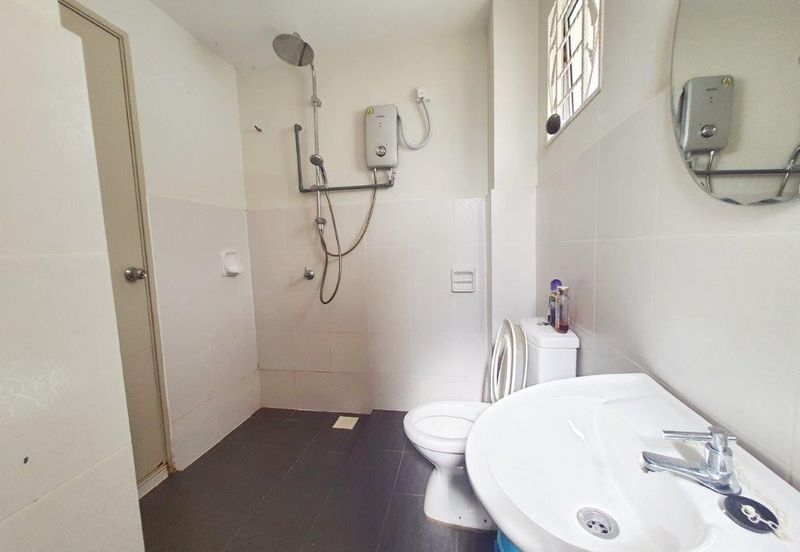 Full Furnished End Lot Guarded Double Storey Terrace Alam Suria Bandar Puncak Alam