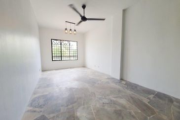 Astana Alam Apartment