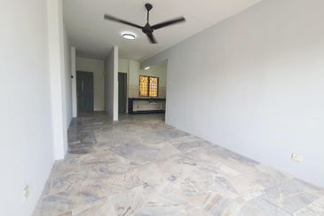 Astana Alam Apartment