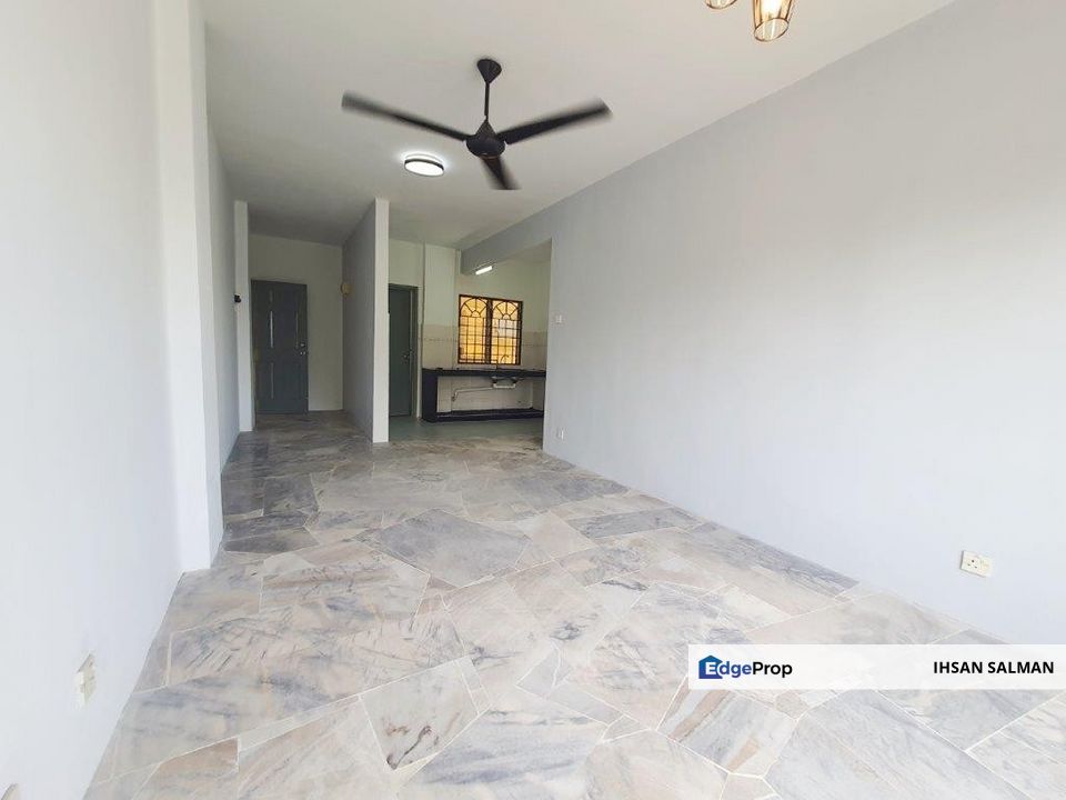 Baru Refurbished Tingkat 2 Parking Nampak Apartment Baiduri Astana Alam 2 Bandar Puncak Alam For Sale, Selangor, Bandar Puncak Alam