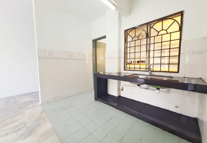 Astana Alam Apartment