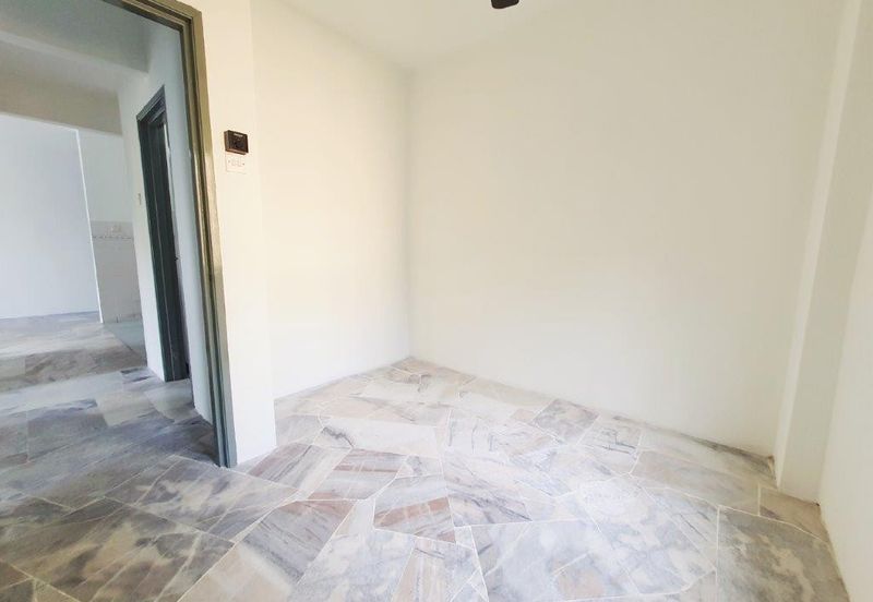 Astana Alam Apartment