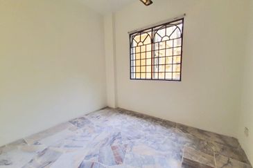 Astana Alam Apartment