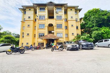 Astana Alam Apartment