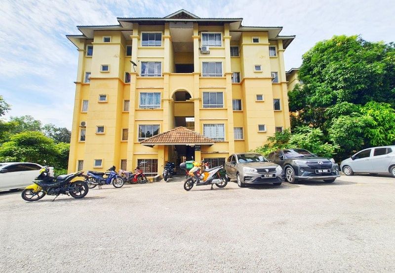 Astana Alam Apartment