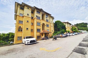 Astana Alam Apartment