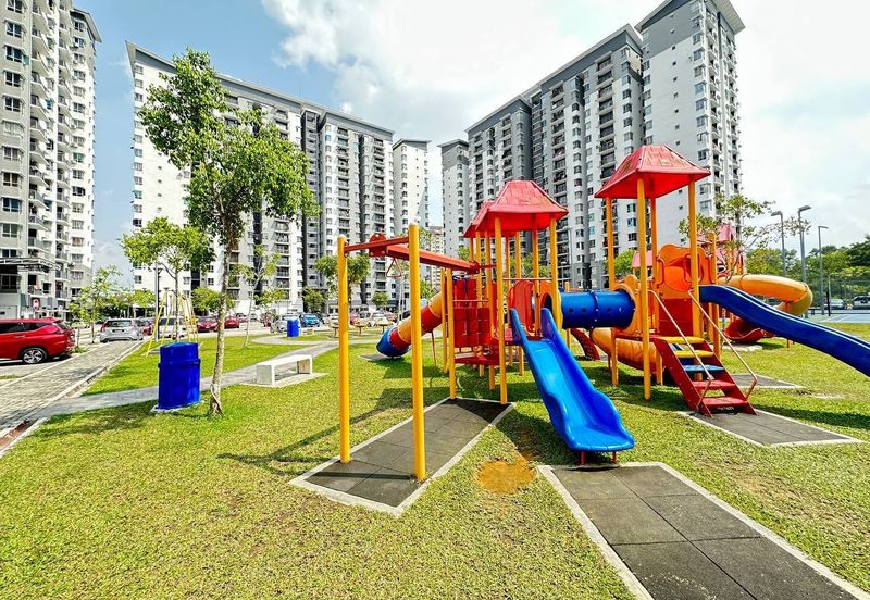 Residensi Laguna Biru 2