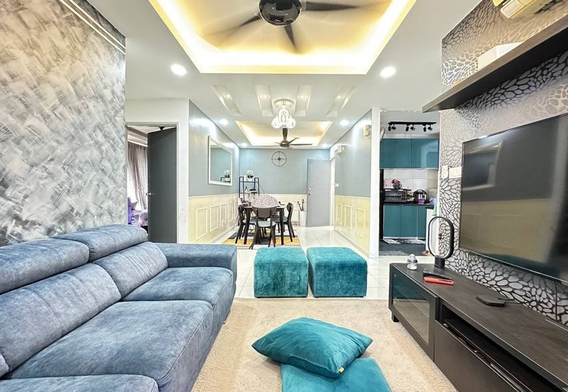 Residensi Laguna Biru 2