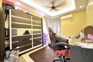 Residensi Laguna Biru 2