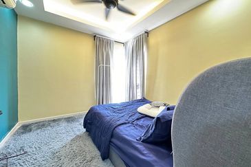 Residensi Laguna Biru 2