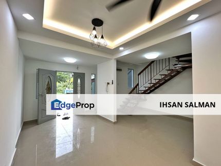 Freehold Renovated Extended Facing Open Teres 2 Tingkat Jalan Bakawali Bukit Sentosa Rawang For Sale, Selangor, Rawang