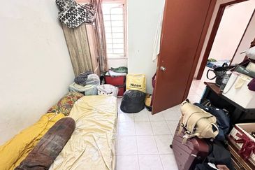 Pangsapuri Damai, Subang Bestari