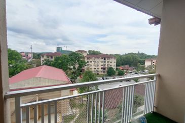 Pangsapuri Cendana, Bukit Subang