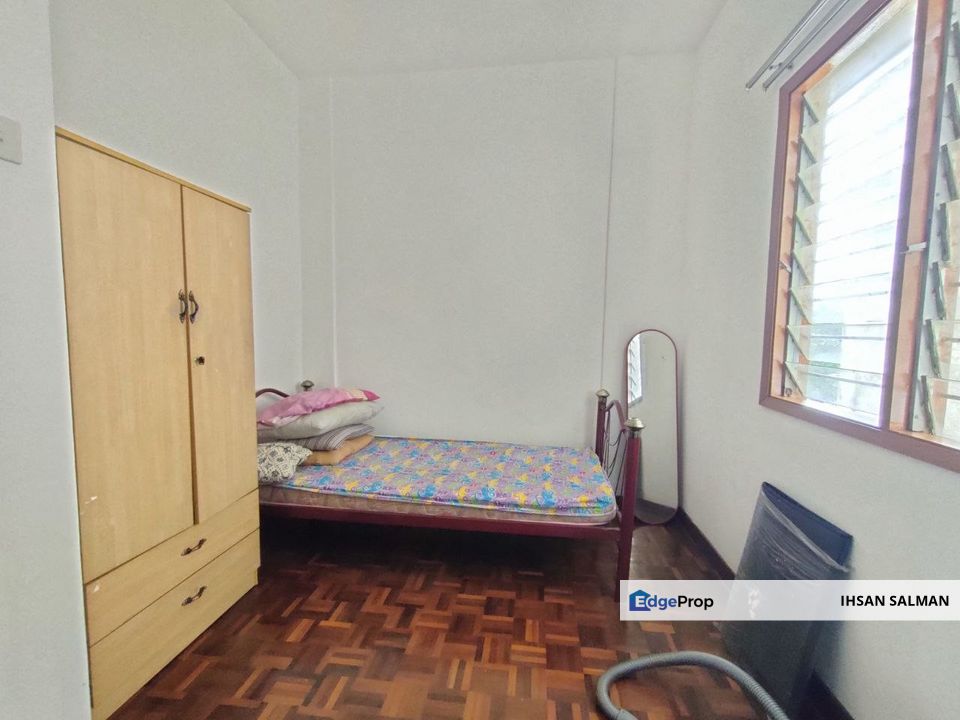 Tingkat 2 Freehold Renovated Apartment Cendana Taman Bukit Subang Shah Alam For Sale, Selangor, Bukit Subang