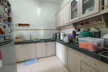 Pangsapuri Cendana, Bukit Subang