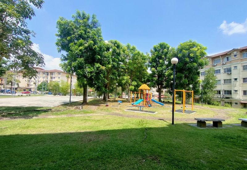 Pangsapuri Cendana, Bukit Subang