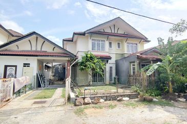 Paling Murah Open Title Guarded Semi D Cluster 2 Tingkat Lautan Samudera Puncak Alam For Sale