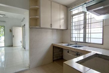 Paling Murah Open Title Guarded Semi D Cluster 2 Tingkat Lautan Samudera Puncak Alam For Sale