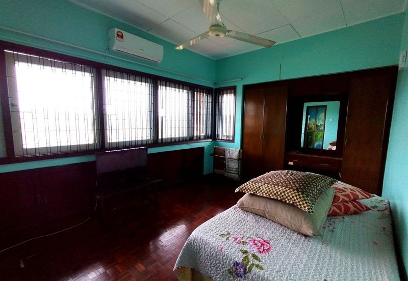 Seksyen 2, Shah Alam