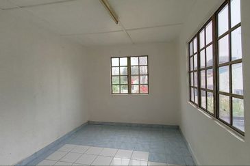 Seksyen 18, Shah Alam