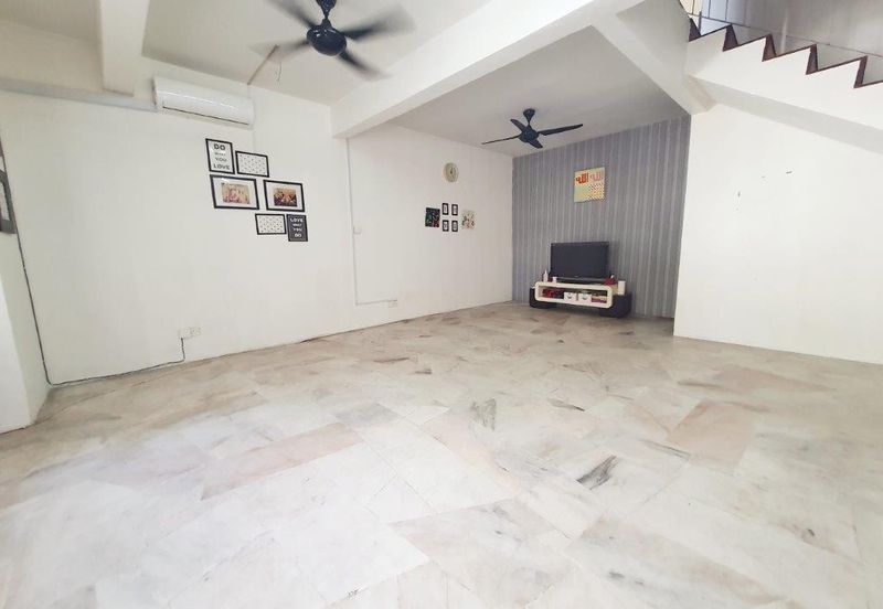 Facing Open Dekat Masjid Renovated Double Storey Terrace Naluri Sukma Fasa 2 Puncak Alam For Sale