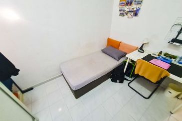 Cheapest Corner Lot Facing Open Below MV Double Storey Terrace House Jalan Nova Subang Bestari Shah Alam For Sale