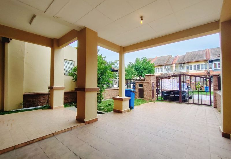 Freehold Newly Refurbished Near to School Double Storey Terrace House Jalan Serambi Bukit Jelutong Shah Alam For Sale