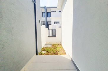 Elmina Green Three @ City of Elmina