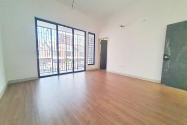 Elmina Green Three @ City of Elmina