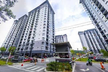 Residensi Laguna Biru 2