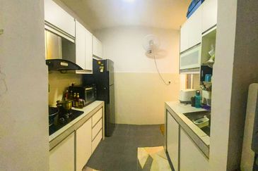 Residensi Laguna Biru 2