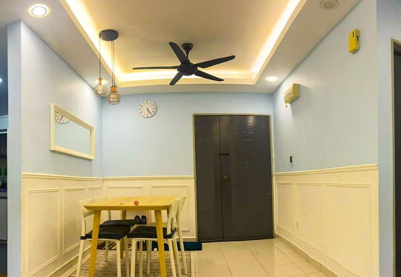 Residensi Laguna Biru 2