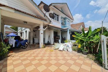 Paling Murah Dekat Surau Double Storey Semi D Cluster Az Zaharah Bandar Puncak Alam For Sale