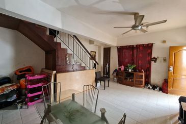 Paling Murah Dekat Surau Double Storey Semi D Cluster Az Zaharah Bandar Puncak Alam For Sale