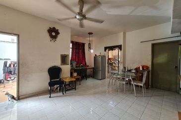 Paling Murah Dekat Surau Double Storey Semi D Cluster Az Zaharah Bandar Puncak Alam For Sale