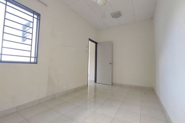 CORNER LOT TANAH BESAR PALING MURAH Semi D Cluster Alam Suria Bandar Puncak Alam For Sale