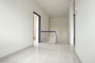 CORNER LOT TANAH BESAR PALING MURAH Semi D Cluster Alam Suria Bandar Puncak Alam For Sale