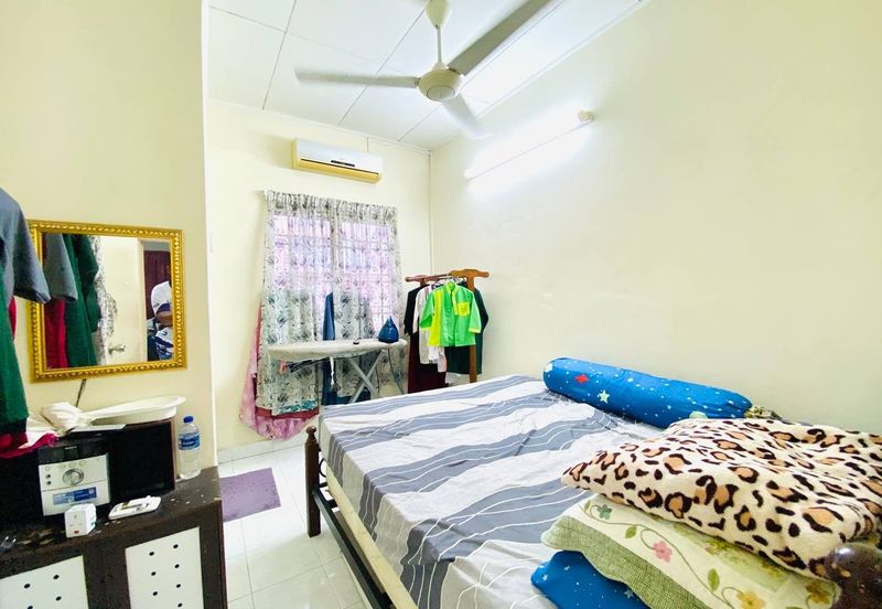 FREEHOLD RENOVATED EXTRA TANAH Teres 2 Tingkat Taman Bukit Subang For Sale