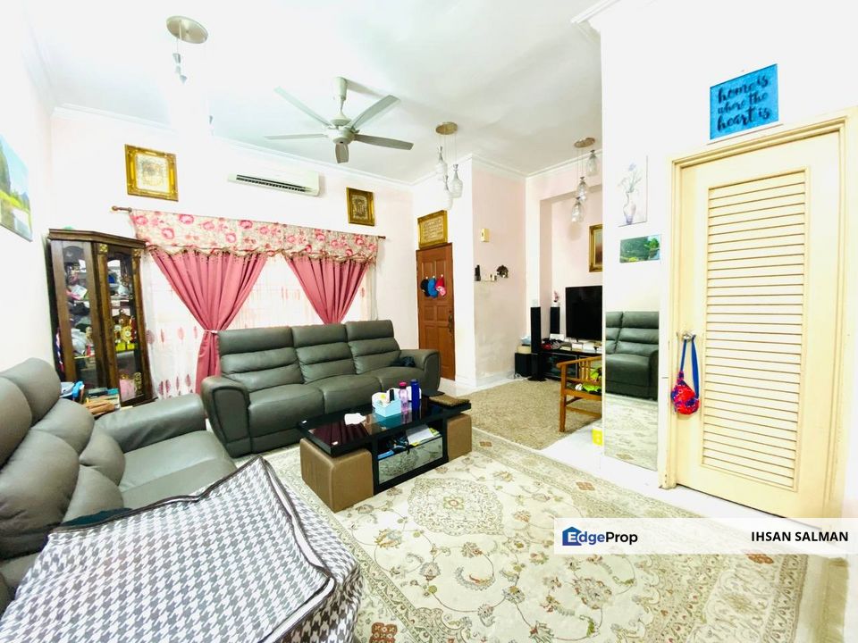 FREEHOLD RENOVATED EXTRA TANAH Teres 2 Tingkat Taman Bukit Subang For Sale, Selangor, Bukit Subang