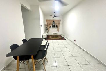 De Cendana Apartment