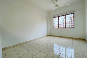 Apartment Mawar, Taman Sutera