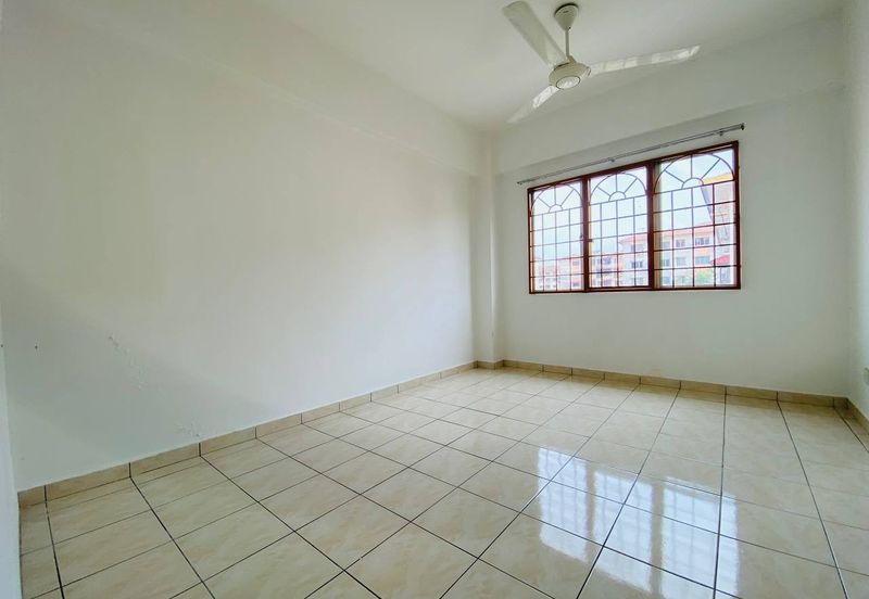 Apartment Mawar, Taman Sutera